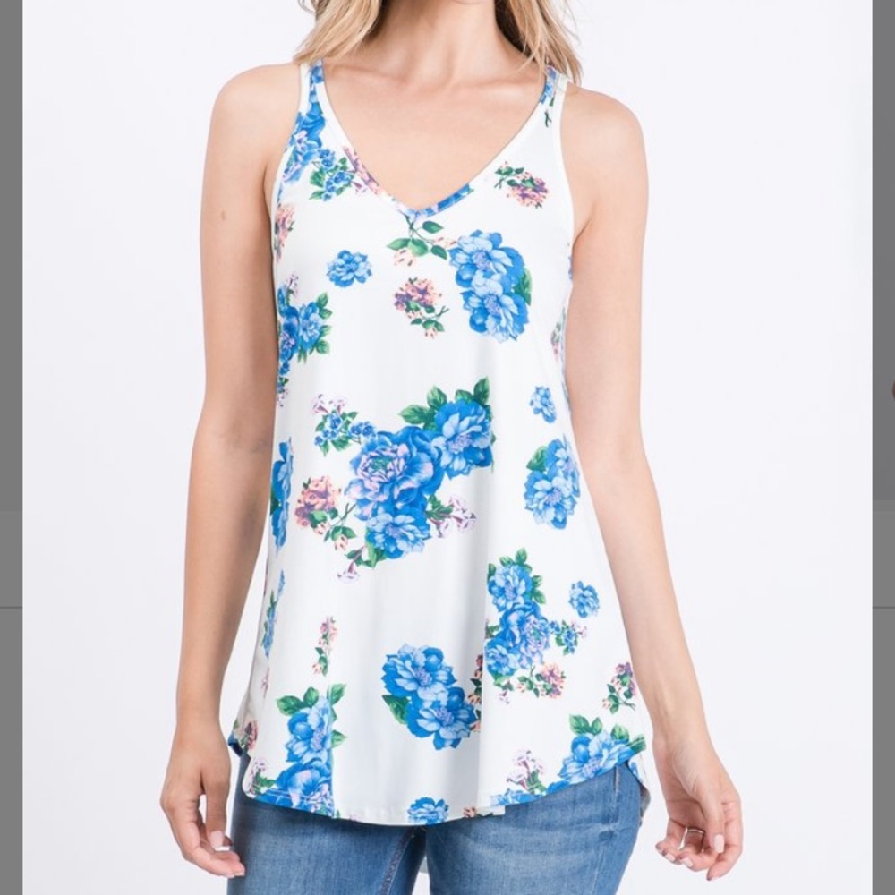 Ivory & Royal Blue Floral V-Neck Tank, M
